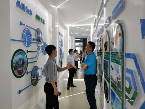 漢唐華固考察團見證卡本工廠高端質造 加固硅烷浸漬劑技術咨詢